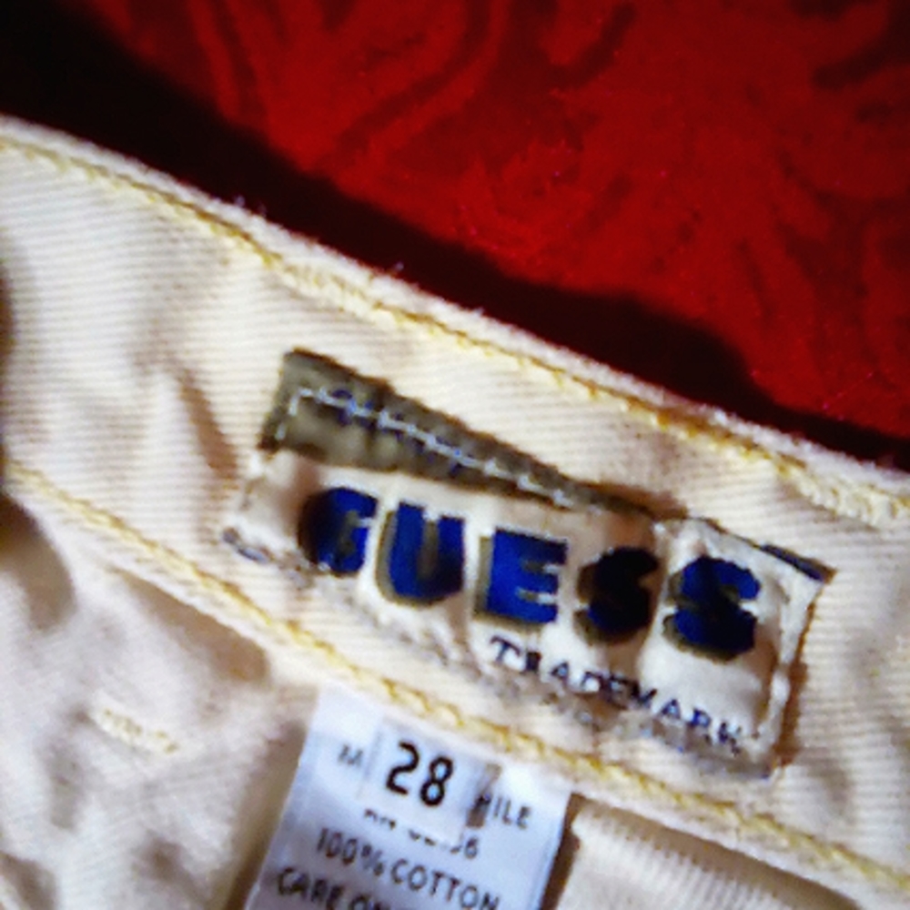 Guess jeans size 28
